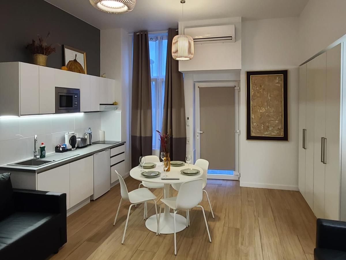 Las Artes Hlius Luxury Apartments บาเลนเซีย ภายนอก รูปภาพ